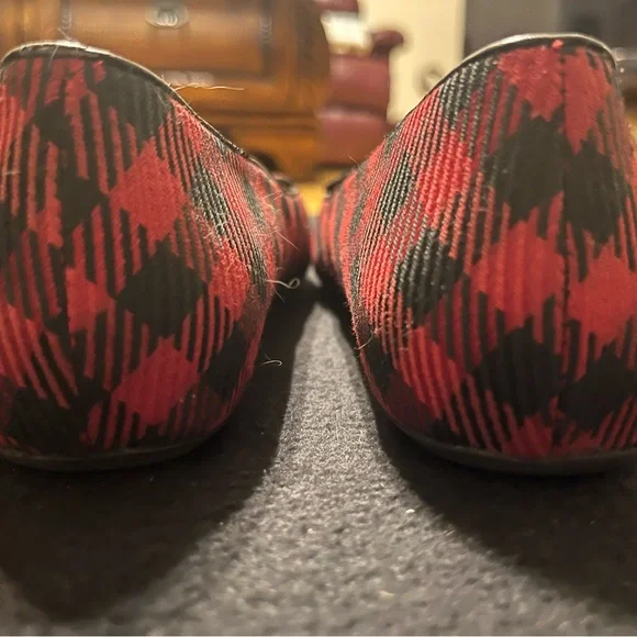 Talbots Red and Black Checkered Loafers with Tassels - Picture 2 of 4